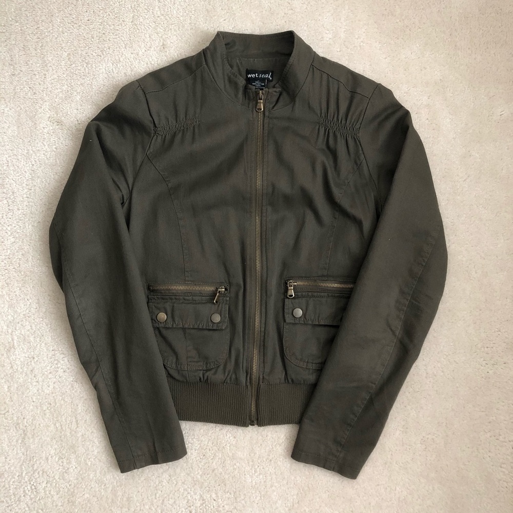 WET SEAL bomber jacket🚨